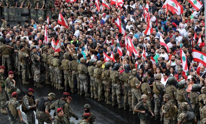 انهيار الدولة يفتح باب الجدل حول خيار «الفيدرالية» في لبنان