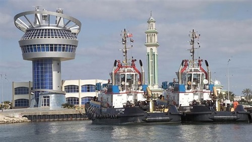 تداول حاويات وبضائع 35 سفينة في ميناء دمياط
