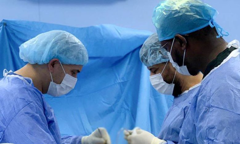 سلطات طرابلس تتعاقد مع ألفي طبيب وممرض من بنغلاديش