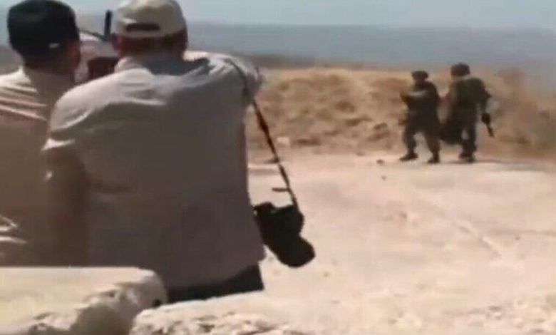 نائب لبناني يقود مجموعة أشخاص عبر الحدود الإسرائيلية؛ والجيش الإسرائيلي يطلق طلقات تحذيرية