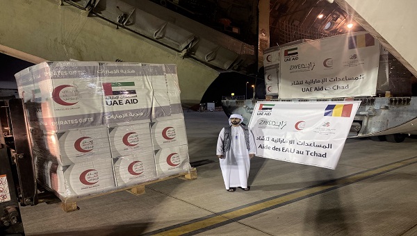الإمارات ترسل طائرة مساعدات لدعم الأشقاء السودانيين اللاجئين إلى تشاد