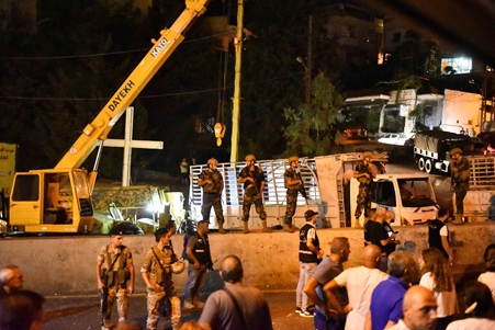 الجيش اللبناني يعلن مصادرة ذخائر من شاحنة لحزب الله غداة اشتباك سقط فيه قتيلان