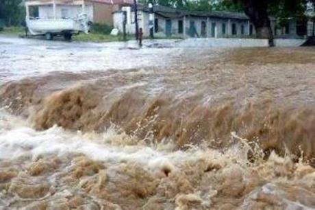 روسيا تجلي 2000 شخص جراء فيضانات في مناطق شرقية