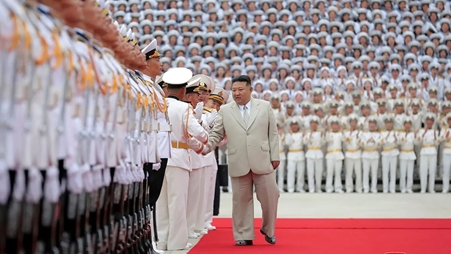 زعيم كوريا الشمالية يحذر من «خطر نشوب حرب نووية»