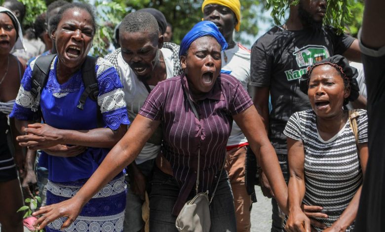 عنف العصابات يجبر آلاف الأشخاص على الفرار من عاصمة هايتي