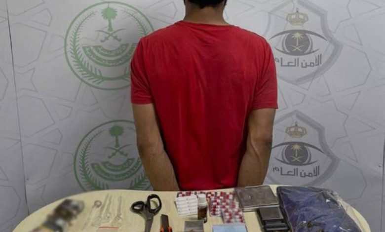 الأحساء: القبض على شخص لترويجه مواد مخدرة مستخدماً دراجة نارية - أخبار السعودية