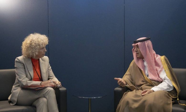 وزير الدولة للشؤون الخارجية يلتقي وزير خارجية كولومبيا ومبعوثة العمل المناخي الألمانية - أخبار السعودية