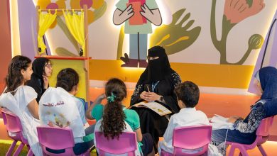 "كتاب الرياض": عروض وورش وفعاليات ترفيهية تجذب "شباب الغد"