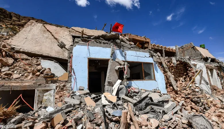 “أساتذة التعاقد” يطالبون بترقية وتعويض عائلات الأساتذة الذين لقوا حتفهم جراء الزلزال