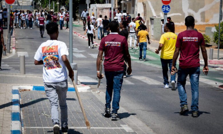 إريتريا تتهم الموساد بإثارة أعمال العنف بين المهاجرين الإريتريين في تل أبيب