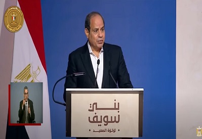 الرئيس السيسي: عدد السيارات في مصر يبلغ 10 ملايين.. ولم نعانِ من أزمة وقود