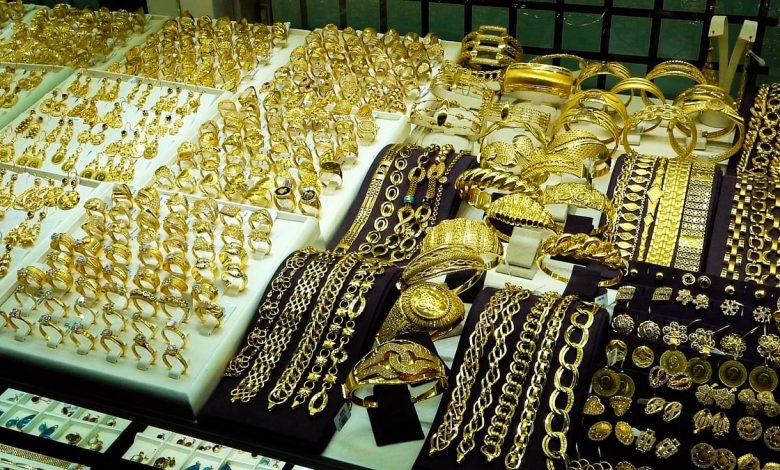 انخفاض أسعار الذهب في السعودية بداية تعاملات الأربعاء.. وعيار 21 يسجل 200.19 ريال