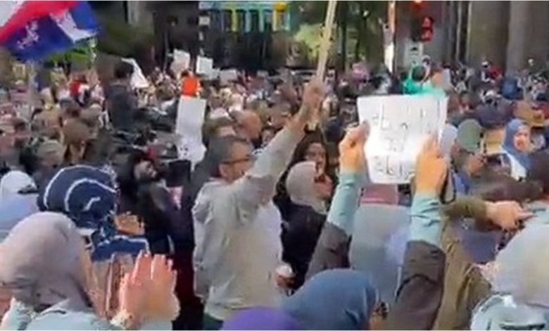 مسلمو كندا يقودون تظاهرات غاضبة لإنقاذ أطفالهم من قوم لوط الجد...