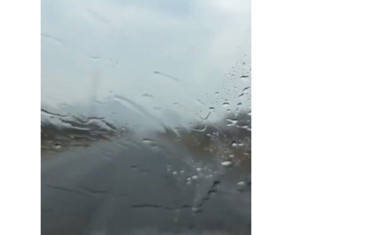 مشهد مذهل لأمطار غزيرة على منطقة مكة المكرمة...