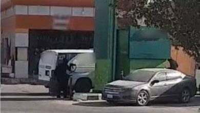 الرياض: دوريات الأمن تسترد أموالاً إثر تعرض مركبة نقل أموال لسطو من شخصين مسلحين - أخبار السعودية
