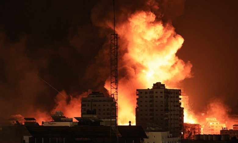 "حماس": 140 شهيدا بقصف ليلي على غزة