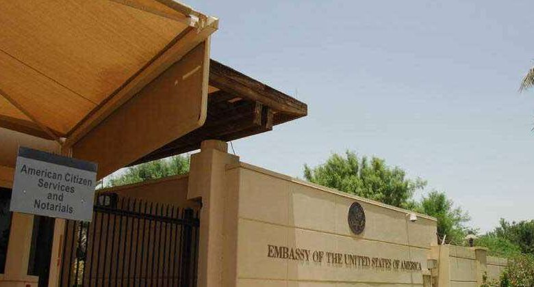 السفارة الأميركية: العمل منتظم ومواعيد الحصول على التأشيرة متاحة كالمعتاد