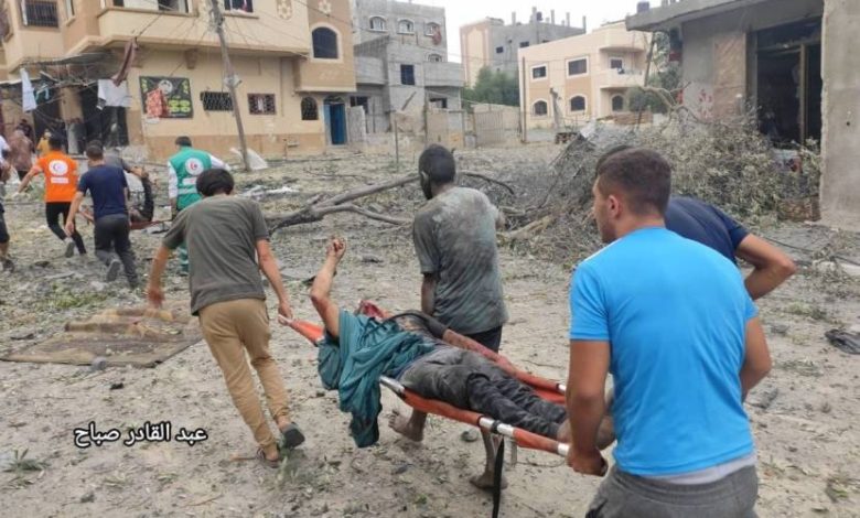 الهلال الأحمر في غزة يحذر من إعاقة وصول الإسعاف إلى المصابين في ظل انقطاع الاتصالات