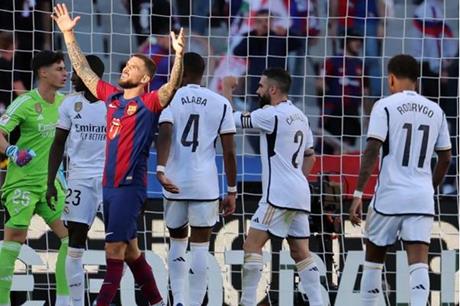 عاجل//بيلينجهام يهدي ريال مدريد الفوز على برشلونة