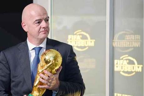 عاجل//رئيس الاتحاد الدولي لكرة القدم جياني إنفانتينو يعلن إقامة كأس العالم 2034 في ‫السعودية
