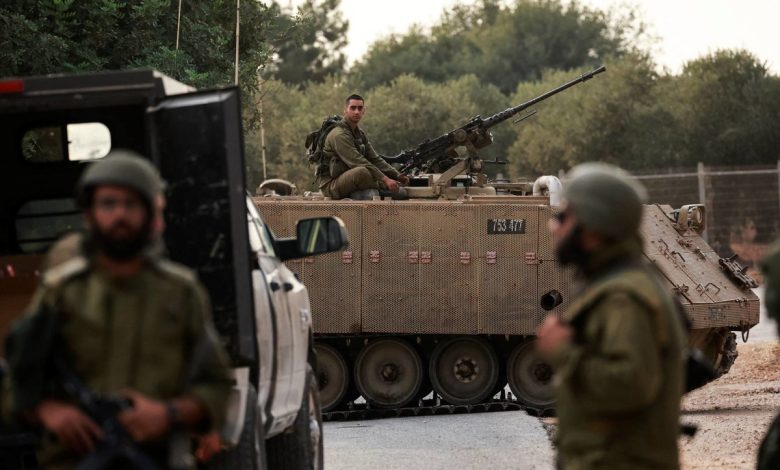 مقتل نائب قائد لواء 300 في اشتباك مع مسلحين تسللوا من لبنان