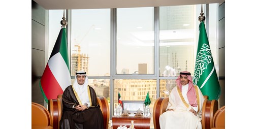 وزير الإعلام ونظيره السعودي يبحثان علاقات التعاون الثنائي وسبل تعزيزها