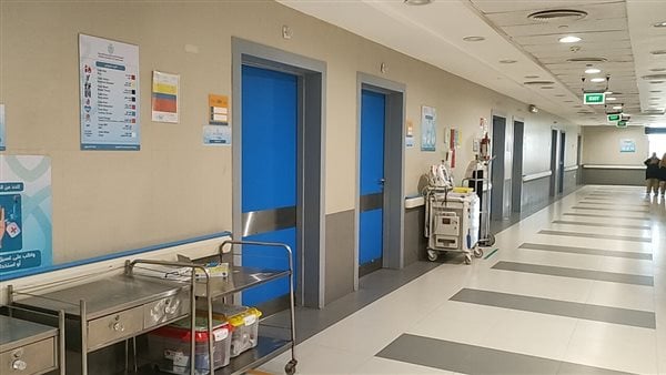 مجمع الإسماعيلية الطبي يستقبل 6 من مصابي غزة