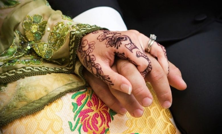 ‪حقوقيات يطالبن بوجود "مؤسسات للزواج والطلاق" في مدونة الأسرة الجديدة