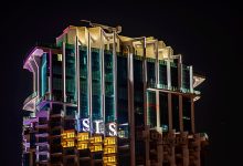 أجواء الاحتفالات تخيّم على فندق "إس إل إس" دبي في شهر ديسمبر