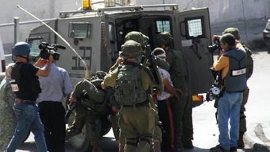 الاحتلال يعتقل 70 فلسطينيا بالضفة الغربية والقدس