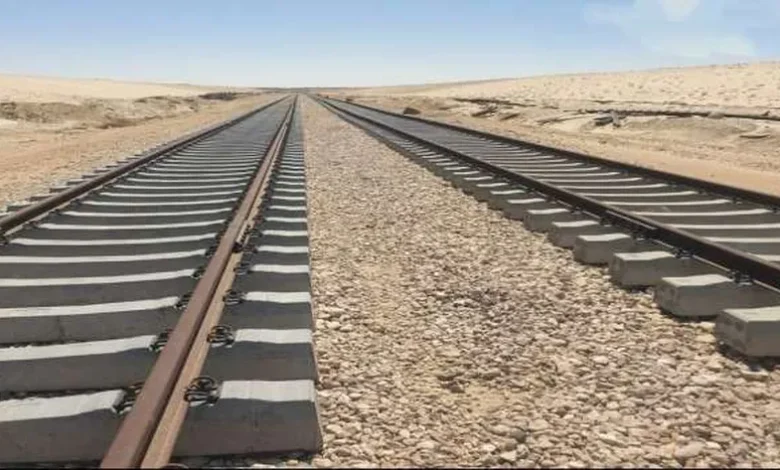 «النقل»: تشغيل خط السكة الحديد من «الفردان» إلى «بئر العبد» منتصف 2024
