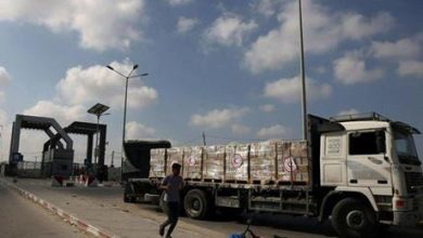 الهلال الاحمر المصري : 27 دولة أرسلت مساعدات إغاثية إلى غزة عبر العريش