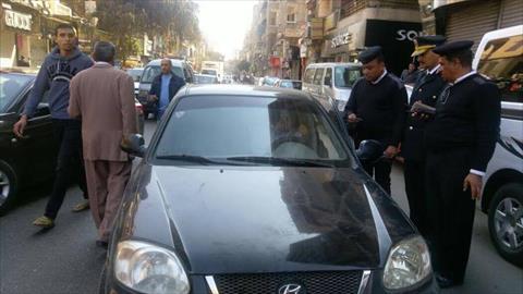 حملة مرورية في الإسكندرية لضبط السيارات والدراجات النارية المخالفة