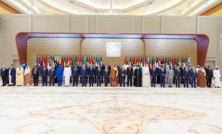 ما آليات تنفيذ قرارات القمة العربية