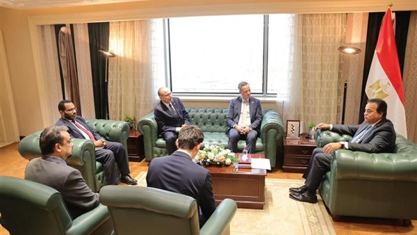 وزير الصحة يستقبل السفير التركي لدى مصر ورئيس الوكالة التركية "تيكا" لبحث تعزيز سبل التعاون المختلفة