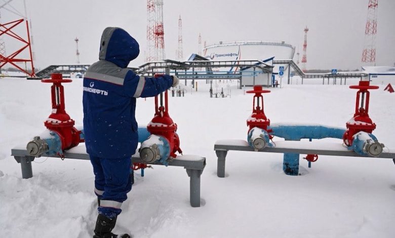 روسيا تؤكد تعديل استراتيجية تصدير النفط