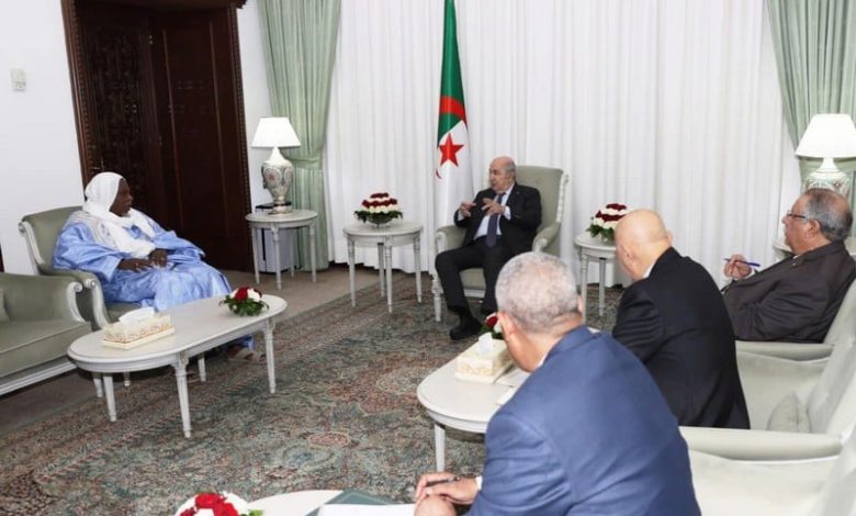 احتجاج باماكو وانتقادات الأزواد .. دبلوماسية الجزائر تواصل "السقوط الحر"