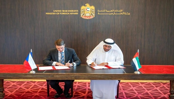 الإمارات تبحث سُبل التعاون المشترك في إفريقيا مع التشيك