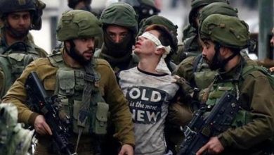 الاحتلال يعتقل فلسطينيين من طولكرم