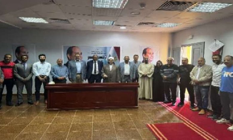 «المصريين الأحرار» يلتقي أعضاء «حملة السيسي» في أسوان