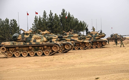 تركيا تعزز قواعدها العسكرية في شمال العراق بعد مقتل 12 جنديا