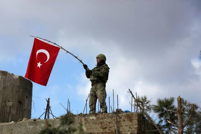 مقتل 12 جنديا تركيا في اشتباكات مع مسلحي حزب العمال الكردستاني بشمالى العراق