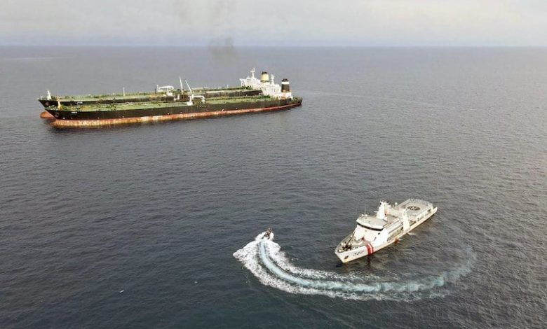الحرس الثوري الإيراني يحتجز مجددا سفينة أجنبية