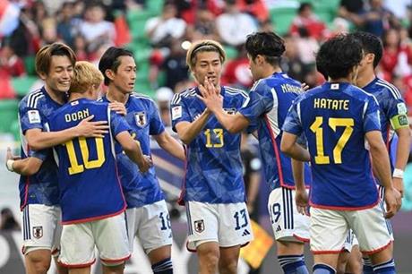 اليابان تمر إلى ثمن نهائي كأس آسيا