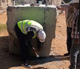 انطلاق أعمال تطويع أحجار الجرانيت بـ«سيمبوزبوم» أسوان الدولي للنحت