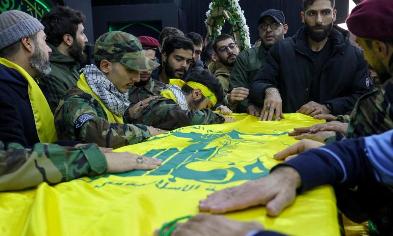 «حزب الله» يعلن مقتل أربعة من عناصره بينهم القيادي حسين يزبك 