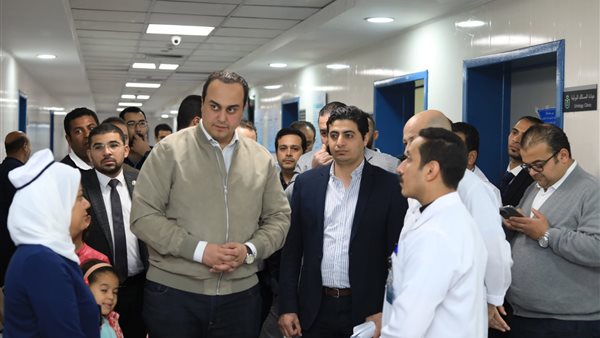رئيس هيئة الرعاية الصحية يتفقد مستشفى شرم الشيخ الدولي التابع للهيئة في المحافظة