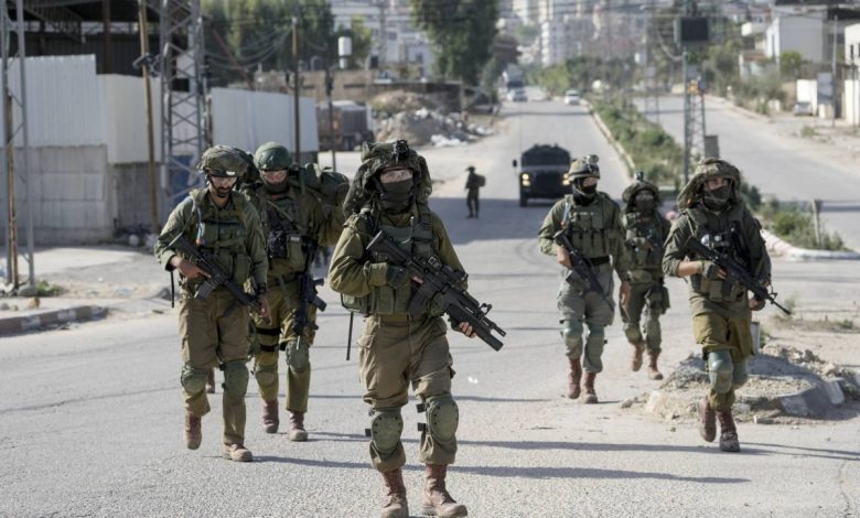 قوات إسرائيلية تقتحم عدة مناطق في الضفة الغربية... واشتباكات بمخيم بلاطة