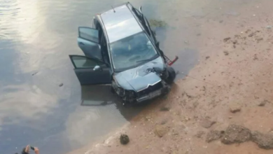 مصرع شقيقتين غرقا إثر سقوط سيارة بسد أسمير في المضيق