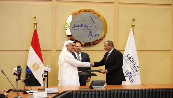 وزارة النقل المصرية توقع عقداً مع "موانئ أبوظبي" لتطوير وتشغيل محطات بالبحر الأحمر